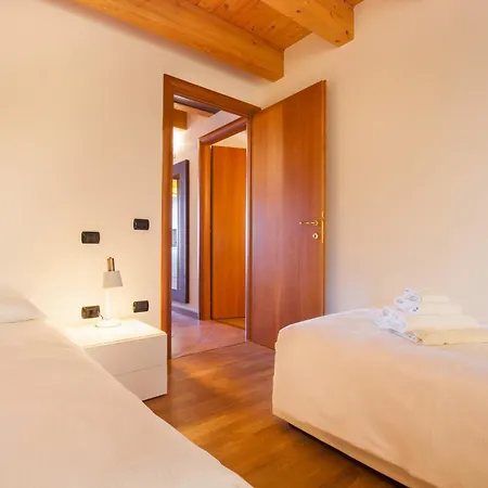 Borno With Pool In San Zeno Di Montagna Apartment