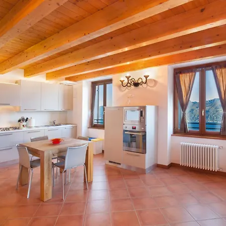 Borno With Pool In San Zeno Di Montagna *